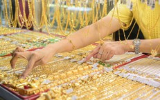 Gi&#225; v&#224;ng h&#244;m nay ng&#224;y 4/11 đồng loạt giảm mạnh