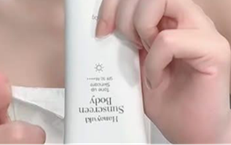 Trước khi bị khởi tố, những sản phẩm n&#224;o của C&#244;ng ty &#244;ng Nguyễn Quốc Vũ từng vi phạm chất lượng?