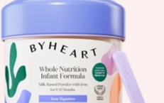 Th&#234;m trẻ sơ sinh bị ngộ độc tại Mỹ li&#234;n quan đến sữa c&#244;ng thức