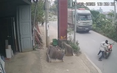 Tạm giữ người đàn ông đẩy CSGT vào đầu xe tải đang chạy