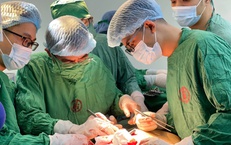 Cứu sống nam thanh ni&#234;n bị chấn thương tim tại bệnh viện Việt Nam - Thụy Điển U&#244;ng B&#237;