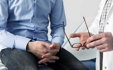 Cơn đau điển hình của xoắn tinh hoàn cần phát hiện ngay, tránh phải cắt bỏ tinh hoàn