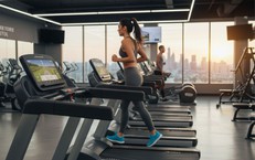 Nên chạy nhanh hay chậm trên máy chạy bộ?