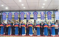 Không ngừng phát triển, đáp ứng ngày càng tốt hơn công tác chăm sóc sức khỏe nhân dân