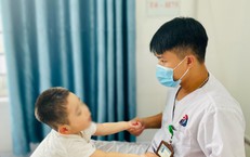 C&#225;c dấu hiệu nhận biết trẻ bị bại n&#227;o