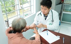 Trăn trở của bác sĩ tim mạch vừa về từ rốn lũ Đắk Lắk