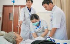 Nghệ sĩ ưu tú Phi Điểu nhập viện do nhiễm trùng huyết