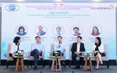 Giải pháp nào chia sẻ rủi ro tài chính về y tế?