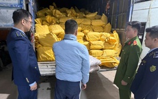 Phát hiện gần 12 tấn chân gà đông lạnh không rõ nguồn gốc tại Cao Bằng