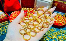 Giá vàng ngày 27/12 tiếp tục tăng mạnh
