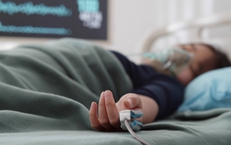 Vi khuẩn n&#227;o m&#244; cầu lu&#244;n r&#236;nh rập v&#224; c&#243; thể đe dọa t&#237;nh mạng người khỏe mạnh chỉ trong 24 giờ