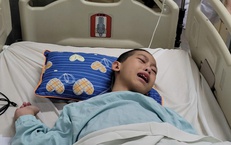 Xót xa trước nguy cơ tàn phế vĩnh viễn của cậu bé 10 tuổi bại não cần được trợ giúp