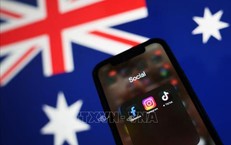 Bước ngoặt bảo vệ trẻ em dưới 16 tuổi trong m&#244;i trường mạng