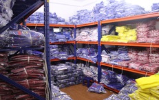 Ph&#225;t hiện cửa h&#224;ng b&#225;n quần &#225;o thể thao kh&#244;ng đăng k&#253; kinh doanh, c&#243; h&#224;ng ngh&#236;n sản phẩm nghi giả nh&#227;n hiệu