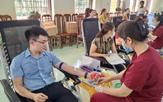 Hơn 500 người tại Quảng B&#236;nh tham gia ng&#224;y hội hiến m&#225;u