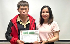 Gần 18 triệu đồng đến với gia đ&#236;nh c&#244; b&#233; d&#226;n tộc H’M&#244;ng bị u hạch