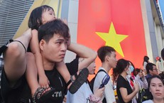 Những lưu &#253; bảo vệ sức khoẻ khi đi xem lễ diễu binh, diễu h&#224;nh dịp đại lễ 30/4