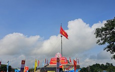X&#250;c động Lễ Thượng cờ &#39;Thống nhất non s&#244;ng&#39; tại đ&#244;i bờ Hiền Lương - Bến Hải