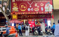 Gi&#225; v&#224;ng giảm, người d&#226;n xếp h&#224;ng chờ mua