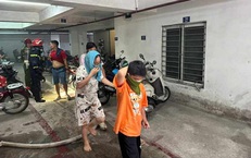 H&#224; Nội: Hướng dẫn 20 người tho&#225;t khỏi đ&#225;m ch&#225;y chung cư mini tại quận T&#226;y Hồ