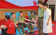 C&#244;ng an Nghệ An hiến hơn 400 đơn vị m&#225;u cứu người trong Chiến dịch H&#232; 2025