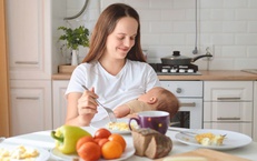 T&#243;c rụng nhiều sau sinh, ứng ph&#243; như thế n&#224;o?