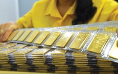 Gi&#225; v&#224;ng h&#244;m nay ng&#224;y 15/7 đồng loạt giảm mạnh