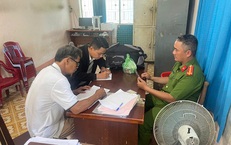 Đ&#224; Nẵng: Đi chợ nhặt được t&#250;i x&#225;ch c&#243; 150 triệu đồng, người d&#226;n nhanh ch&#243;ng giao nộp C&#244;ng an để trả lại người đ&#225;nh rơi