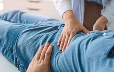 Nguy hại khi tự &#253; &#225;p dụng thụt th&#225;o thải độc đại tr&#224;ng