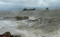 Biển Đông lại xuất hiện vùng áp thấp đang có khả năng mạnh lên