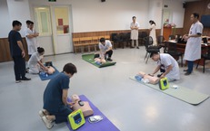 Th&#224;nh lập chi nh&#225;nh đ&#224;o tạo hồi sinh tim phổi theo ti&#234;u chuẩn của Hiệp hội Tim mạch Hoa Kỳ (AHA) tại BV E