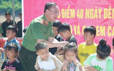 Cao điểm 40 ng&#224;y đ&#234;m dựng 500 căn nh&#224;, trường học cho v&#249;ng lũ Nghệ An