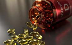 Vitamin D – Thực phẩm bổ sung phổ biến c&#243; thể ‘chống l&#227;o h&#243;a’