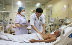 H&#224; Tĩnh sẵn s&#224;ng cấp cứu, điều trị bệnh nh&#226;n trong điều kiện mưa b&#227;o
