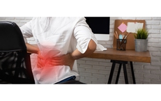 Hậu quả của đau lưng do làm việc nặng, sai tư thế trầm trọng hơn bạn nghĩ