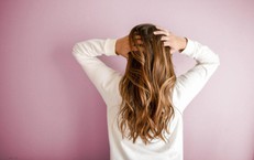Chuyên gia chỉ ra 6 dưỡng chất giúp hồi sinh mái tóc thưa mỏng