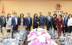 Bộ trưởng Bộ Y tế Đào Hồng Lan tiếp Quyền Giám đốc Chương trình Làng trẻ em SOS Quốc tế