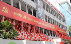 TPHCM rực rỡ sắc cờ hoa hướng về Đại hội XIV của Đảng