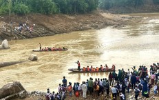 'Tết ấm vùng cao' - khi yêu thương vượt núi, băng rừng về với miền Tây xứ Nghệ