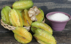 Khế chua ngâm đường phèn trị bệnh gì?