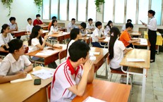 Sĩ tử lo lắng vì chưa biết môn thi thứ ba: Đây là những lời khuyên từ thầy cô