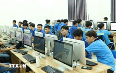 Đưa Nghị quyết thành hành động: Nguồn nhân lực là trung tâm phát triển đất nước