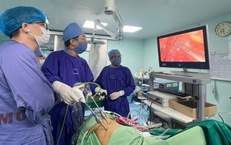 Hai bệnh nhân phải cắt bỏ thận vì ngại đi khám sỏi niệu quản