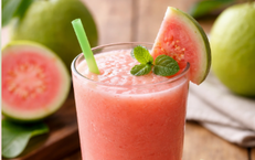 4 loại đồ uống giàu vitamin C hơn nước cam tốt cho tạo collagen và miễn dịch