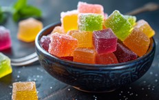 Muốn răng trắng sáng hãy hạn chế 6 loại thực phẩm và đồ uống gây vàng răng dưới đây