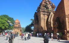 Khánh Hòa đón hơn 500.000 lượt khách dịp nghỉ Tết Dương lịch