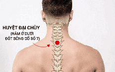 Xoa bóp bấm huyệt giúp làm ấm cơ thể, giải cảm trong mùa lạnh