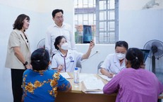 Nghệ An khám sàng lọc bệnh hô hấp miễn phí cho hơn 2.000 người cao tuổi
