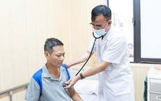 Bác sĩ hiến máu tại chỗ, cứu bệnh nhân xuất huyết tiêu hóa nguy kịch
