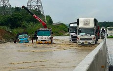Nguyên nhân mưa dông bất thường ở Nam Bộ